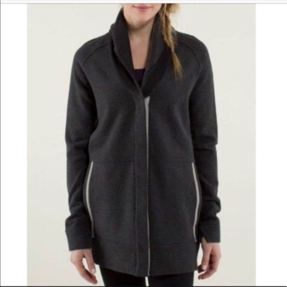 Lululemon Yin to my Yang Cardigan Size 4